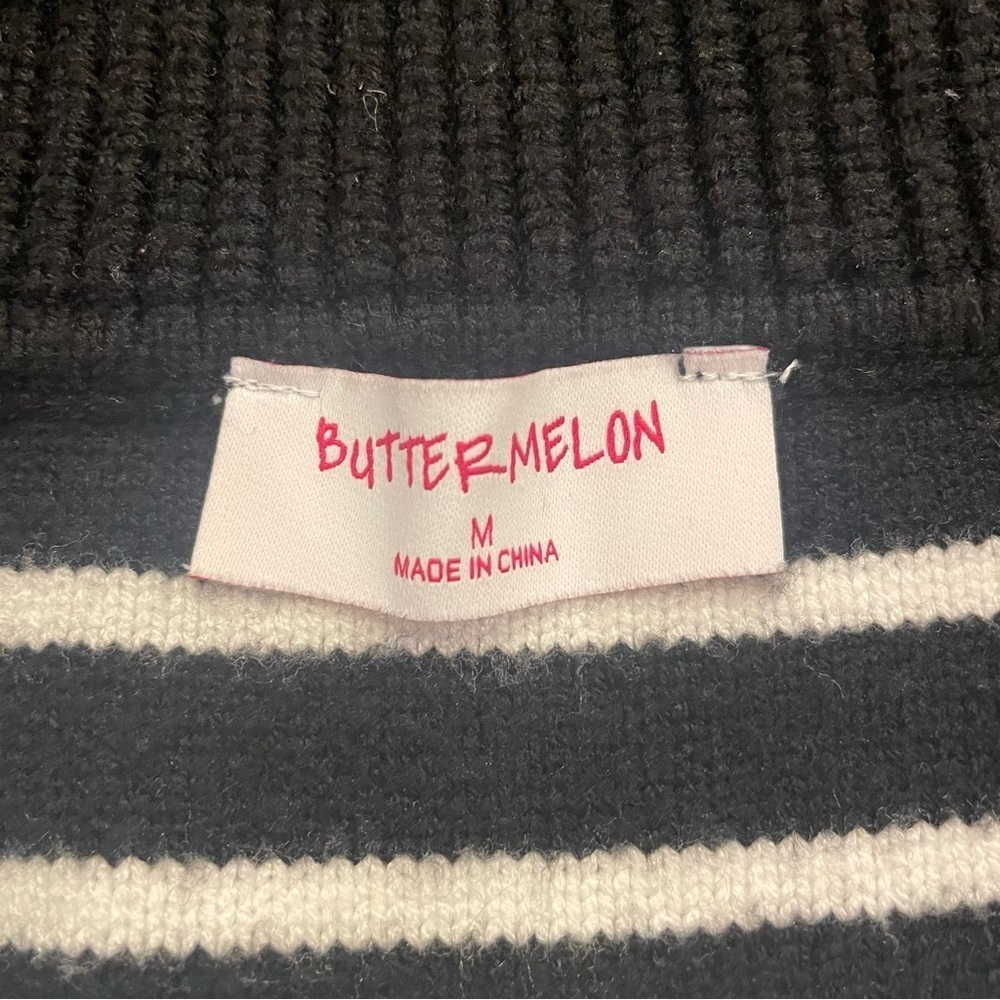 Buttermelon Black and White Stripe Cropped Sweater Size Medium - Picture 9 of 11